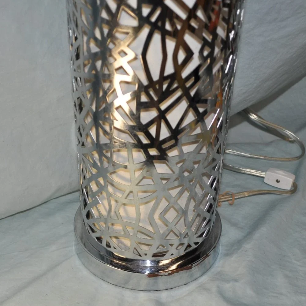 SALE* silver metal bird nest 16